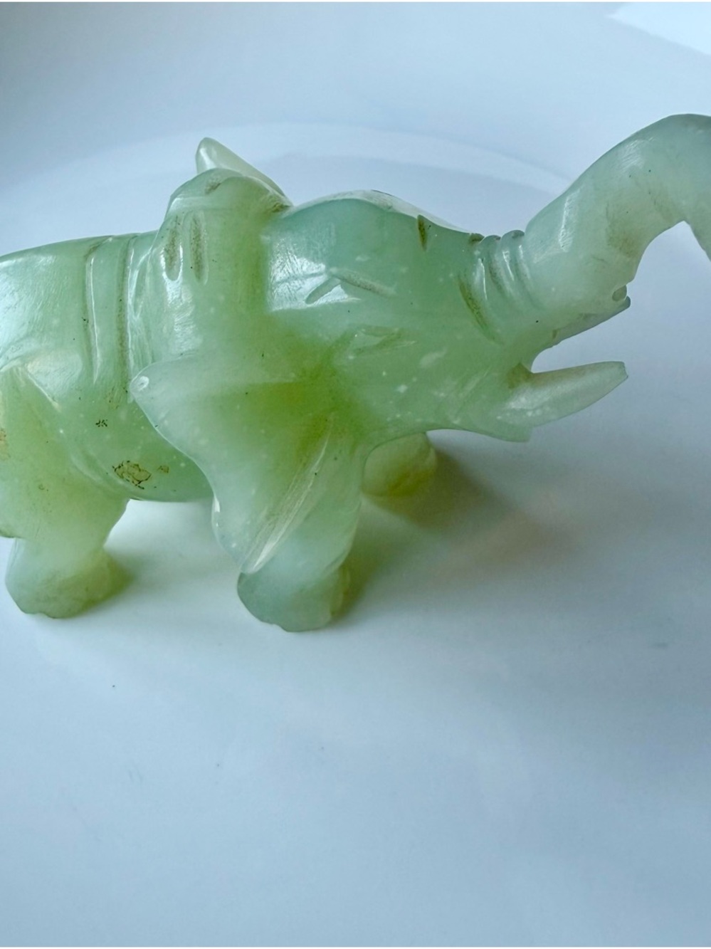 Vintage Hand Carved Green Natural Jade Statue Elephant Chinese Figurine